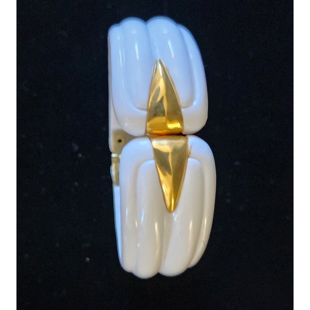 VTG Park Lane Color Connections White Bead Necklace, Cuff Bracelet & Earring Set - Picture 6 of 13